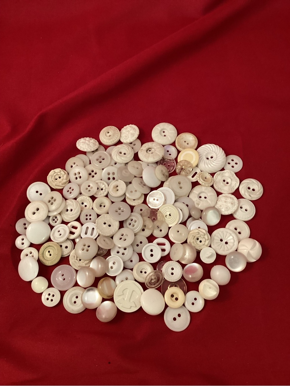 100 grams of Cream & White Mixed Craft Buttons